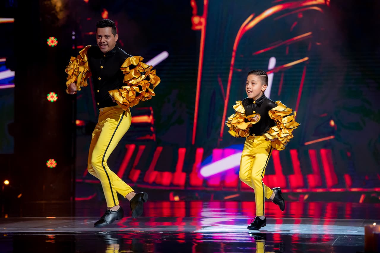 La semifinal de El Retador arrancó con la disciplina de baile con cuatro aspirantes. Los guatemaltecos Axel, de 10 años y también conocido como ‘El Caballerito de la salsa’ y su compañero José, acapararon las miradas.