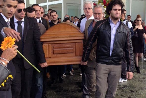 Los restos de la actriz, modelo y ex Miss Venezuela, Mónica Spear y su pareja Henry Thomas Berry fueron sepultados en el cementerio del Este en Venezuela.