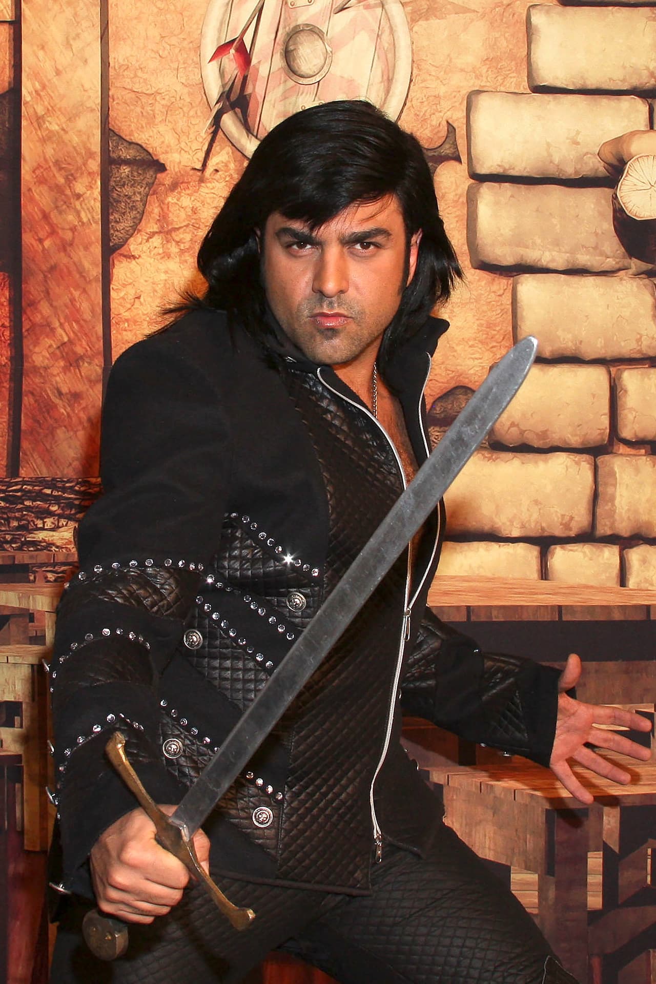 En 2007, la vida de Ariel dio un giro tras participar en el show 'Hazme reír y serás millonario', programa en el que obtuvo el segundo lugar.