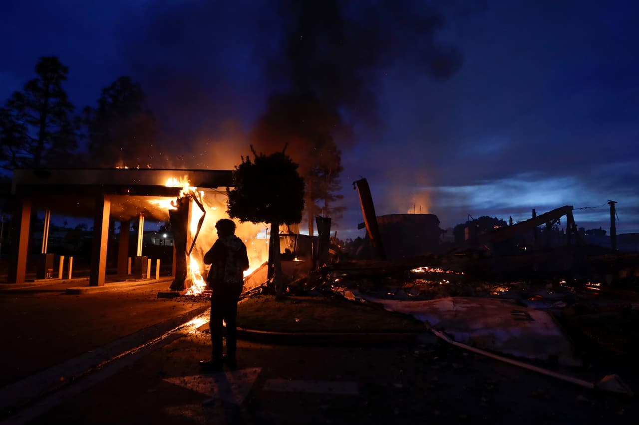 Otra consecuencia de los actos vandálicos en medio de la pandemia es la atención médica y la interrupción temporal de pruebas de coronavirus.