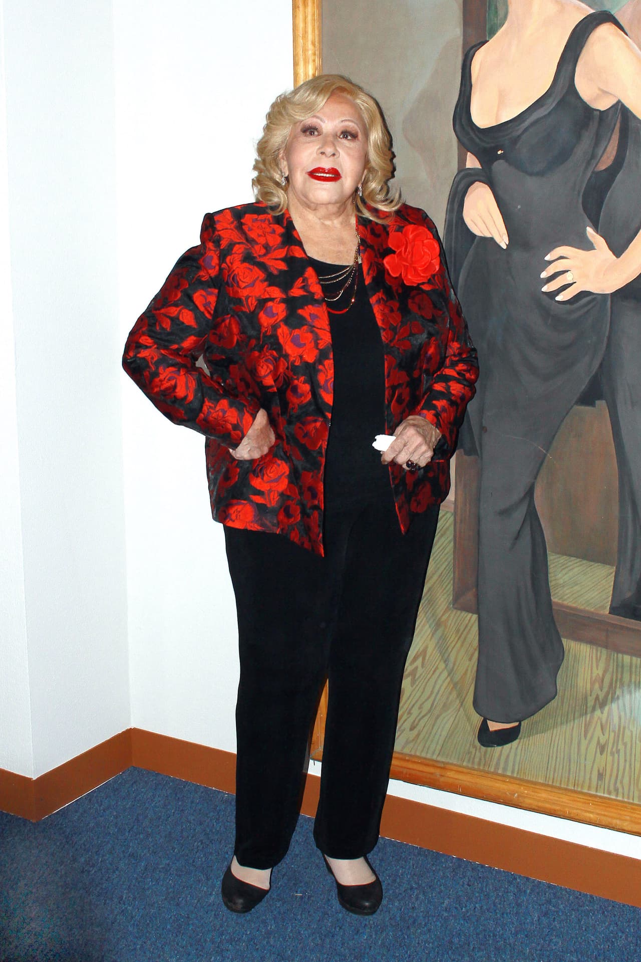 “Me cantó la canción horrorosa. Me dolió el alma. Yo no me lo esperaba porque era una canción muy dura y ella no es dura”, recordó Silvia Pinal el 1 de junio de 2015 en entrevista con el programa ‘Ventaneando'.