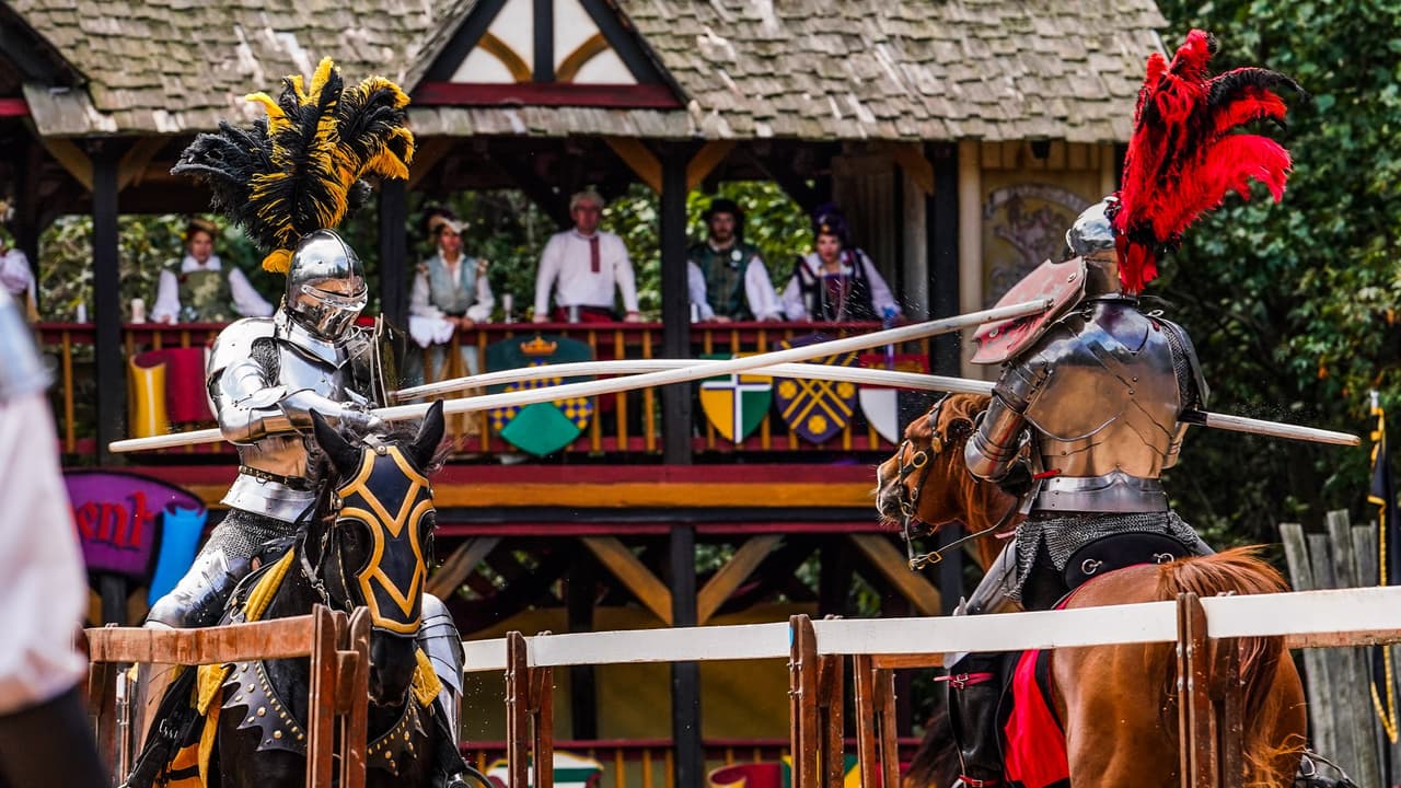 <b><a href="https://www.carolina.renfestinfo.com/ " target="_blank">CAROLINA RENAISSANCE FESTIVAL (DESDE EL 2 DE OCTUBRE HASTA EL 21 DE NOVIEMBRE)</a></b>: El 28 ° Festival anual del Renacimiento de Carolina es un parque de atracciones medieval al aire libre, un teatro de 16 escenarios, un mercado de pueblo de 25 acres, una feria de artes y artesanías al aire libre, un torneo de justas y un banquete, todo en el mismo día. Los visitantes del festival experimentan un día en la historia mientras disfrutan de la combinación única de artes y oficios, comida y bebida, música y comedia, justas de caballeros y cientos de personajes disfrazados.