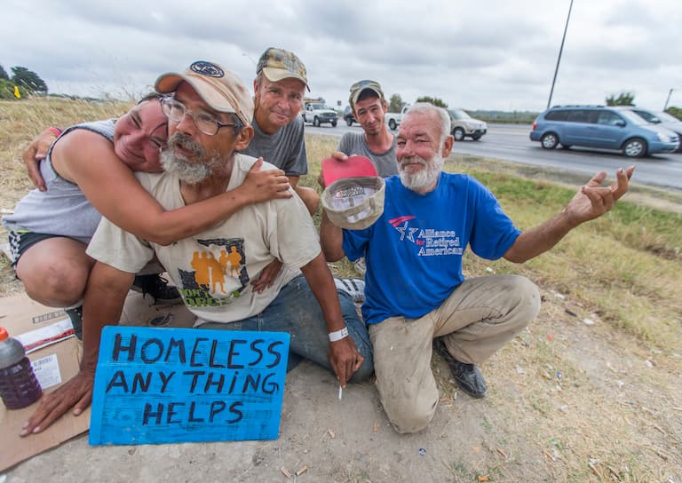 Esta investigación especial se adentra a las condiciones de vida que enfrentan los indigentes en la capital de Texas.