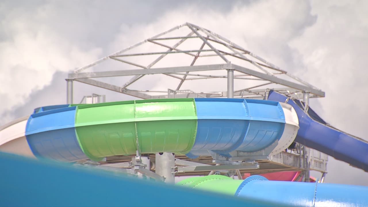 Hay toboganes para todos los gustos y edades.