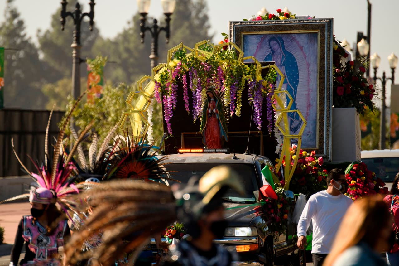 <b>Procesión en Norristown (12 de diciembre)</b>: La celebración continúa con las misas de las 8 am y 12pm en la iglesia San Patricio. Posteriormente, a partir de las 6:30 pm en la St. Francis of Assisi Church partirá una procesión con la estatua de la virgen. El evento termina en una santa misa a las 7pm en el estacionamiento de la calle Dekalb.