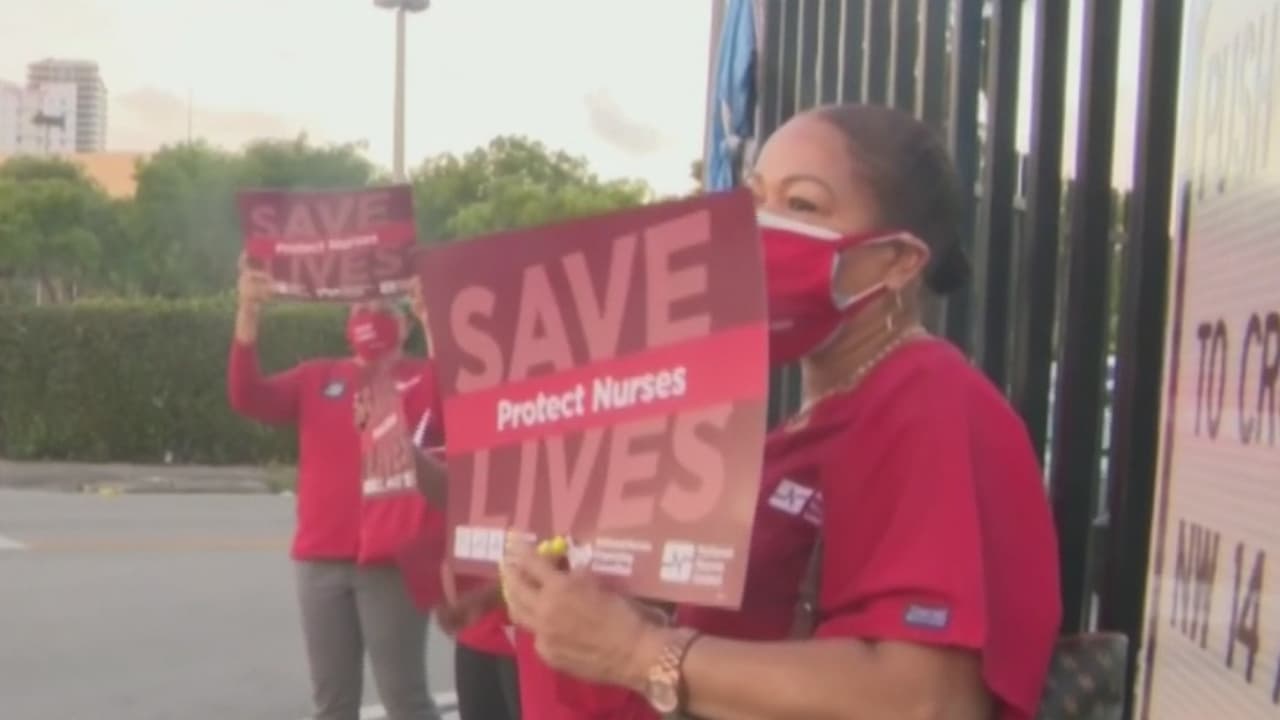 Enfermeras protestan en Miami por trabajar sin equipo de protección contra el coronavirus 