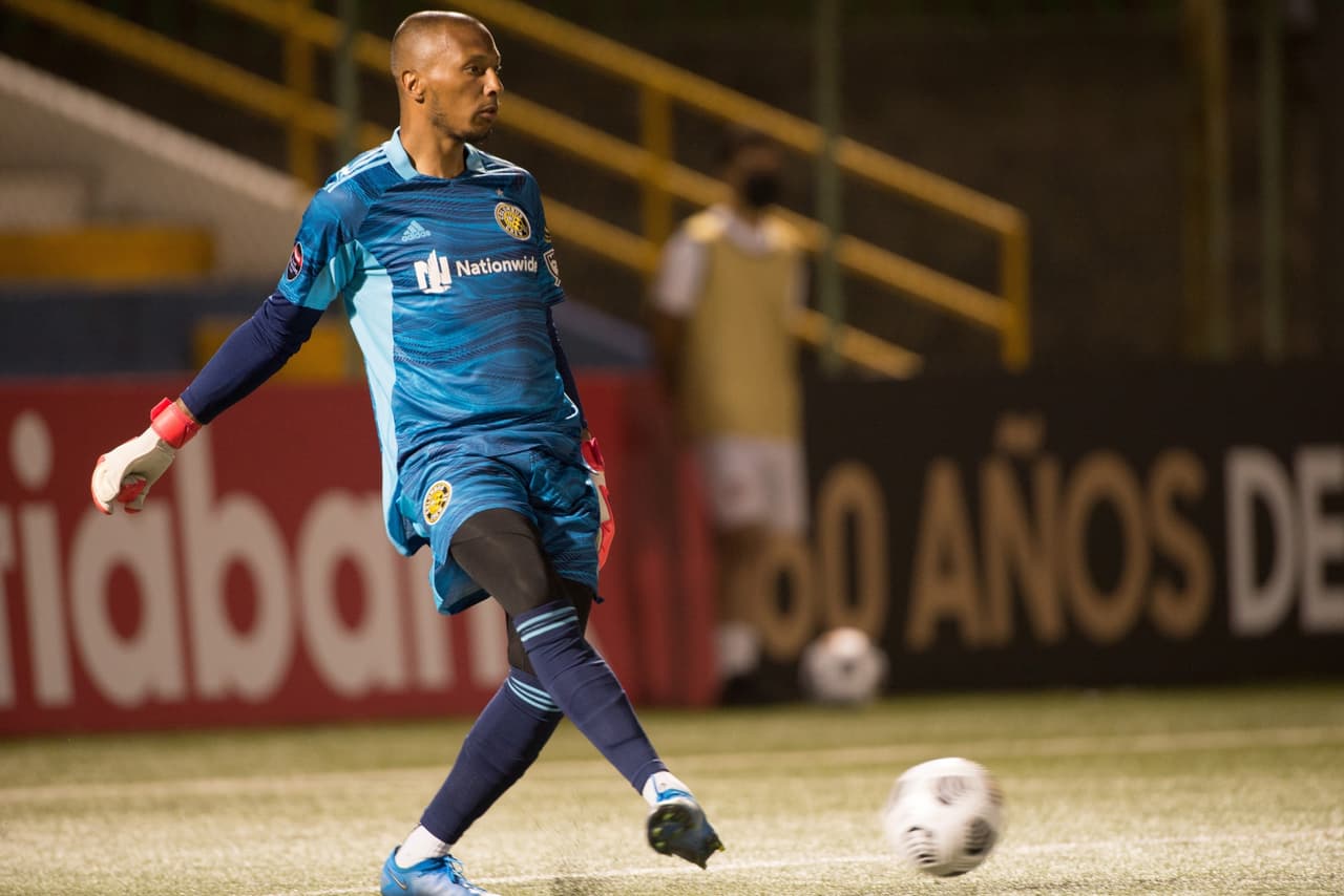 Con doblete de Gyasi Zardes, gole de Jonathan Mensah y gol de Pedro Santos, Columbus Crew vence 0-4 al Estel´í y ya se ven en los cuartos de final del torneo.