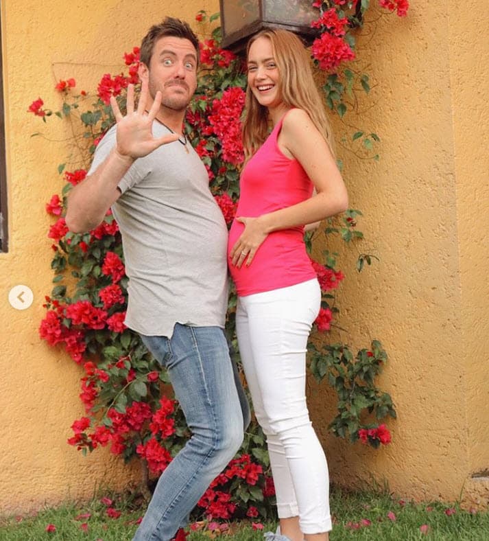 En su escrito, la modelo admitió que no pudo encontrar en el actor a alguien mejor para formar una familia. 
<br>