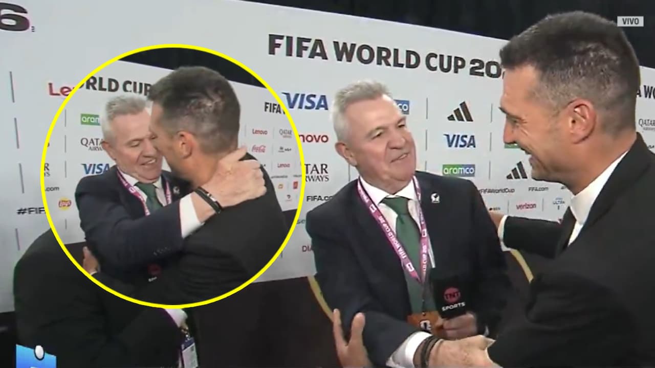 "Rompe huevos"... Scaloni 'para' entrevista de Javier Aguirre y esto pasó