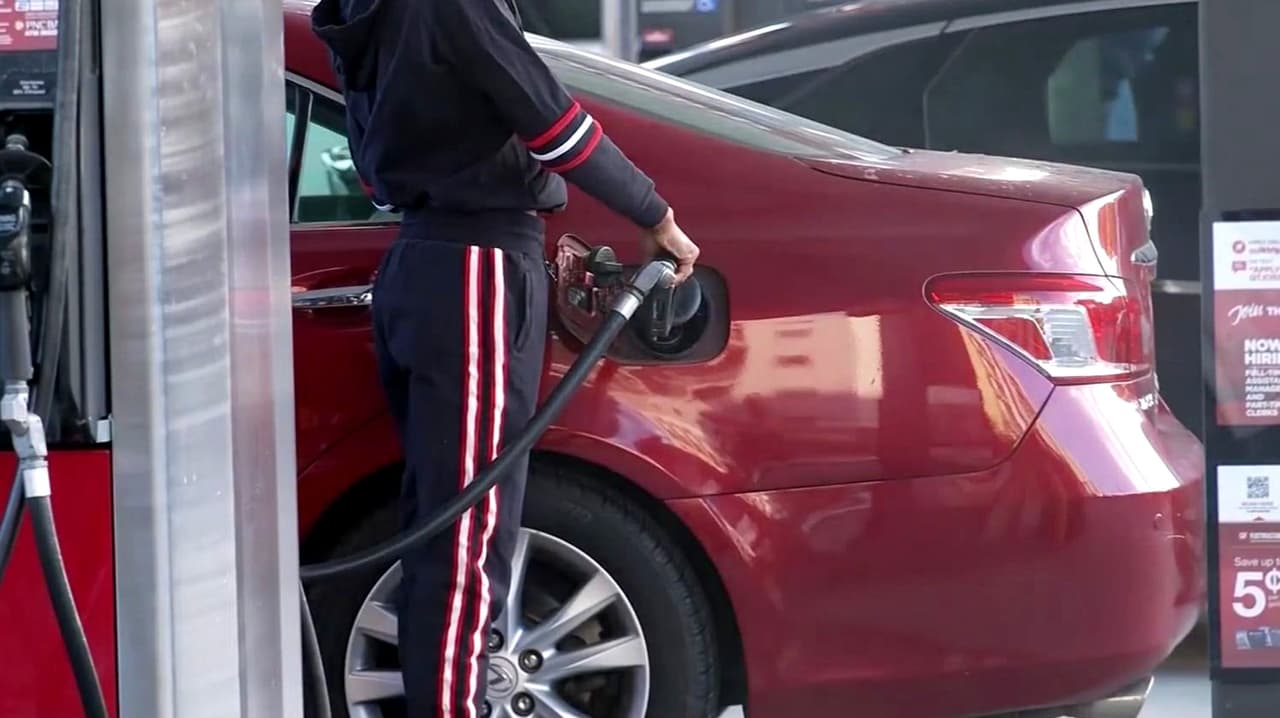 En 1 minuto Noticias de Negocios en N+ Univision: ¿Se avecina crisis por precio de la gasolina?