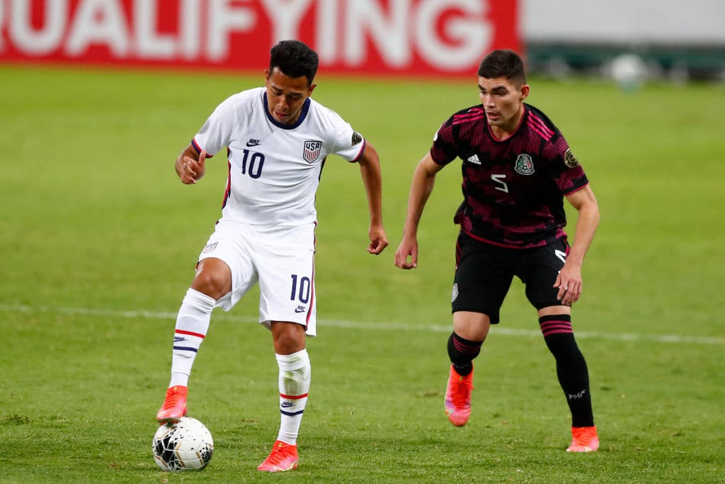 Con un zapatazo de Uriel Antuna al final del primer tiempo, México hace una fase de grupos perfecta al vencer 1-0 a los Estados Unidos.