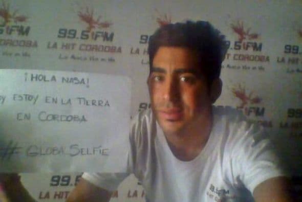 Y desde Cordoba para el mundo, una fofo selfie #GLOBALSELFIE. Fotos tomadas de Twitter