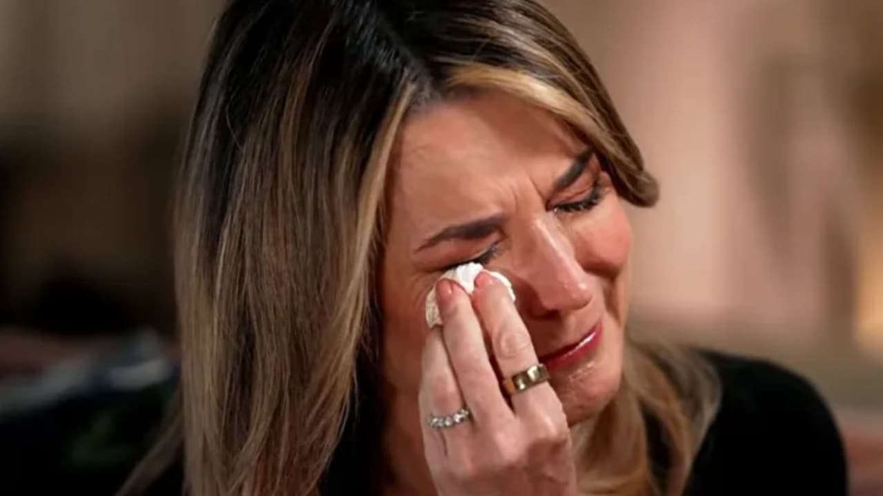 Savannah Guthrie no puede ocultar su dolor ante la desaparición de su madre, Nancy Guthrie.