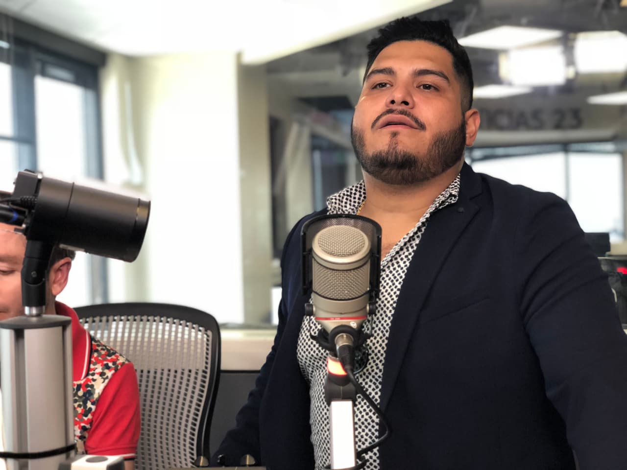 Como
<b> Isaac</b> ya está casado, también aclaró que prefiere dejarles ese papel al resto de sus compañeros.