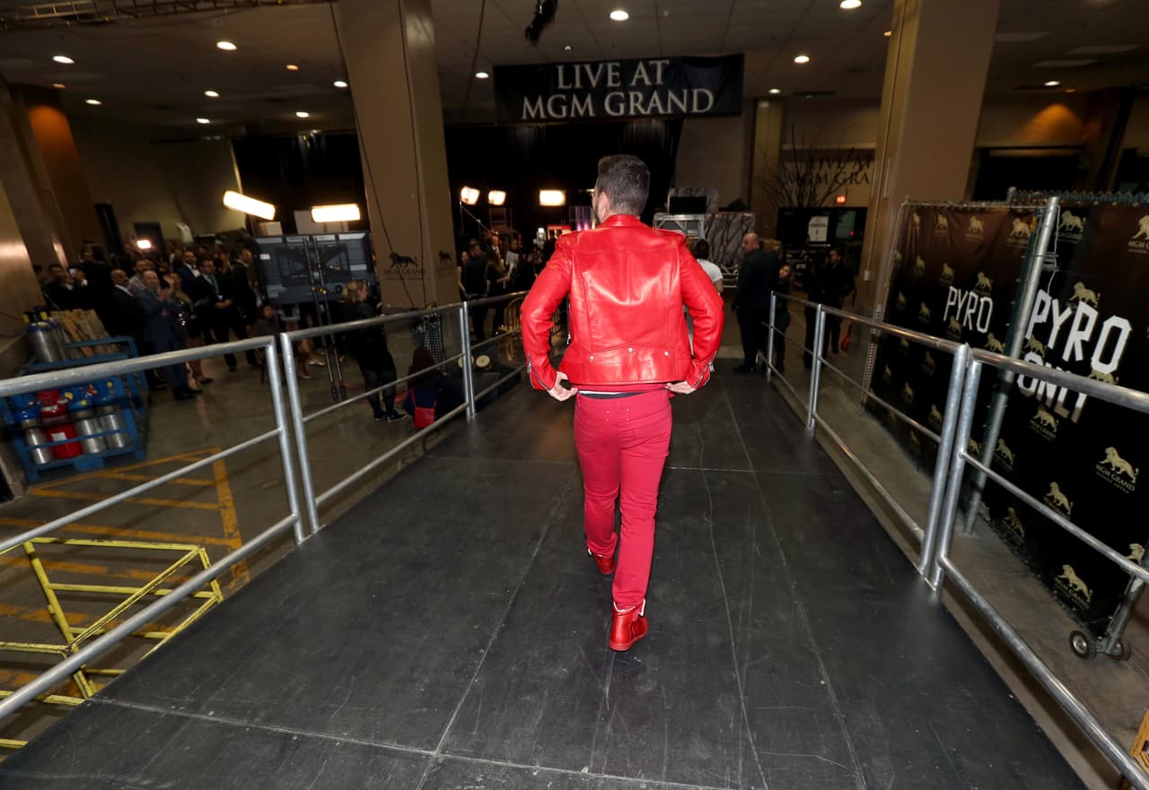 ¿Qué tanto se irá acomodando J Balvin?