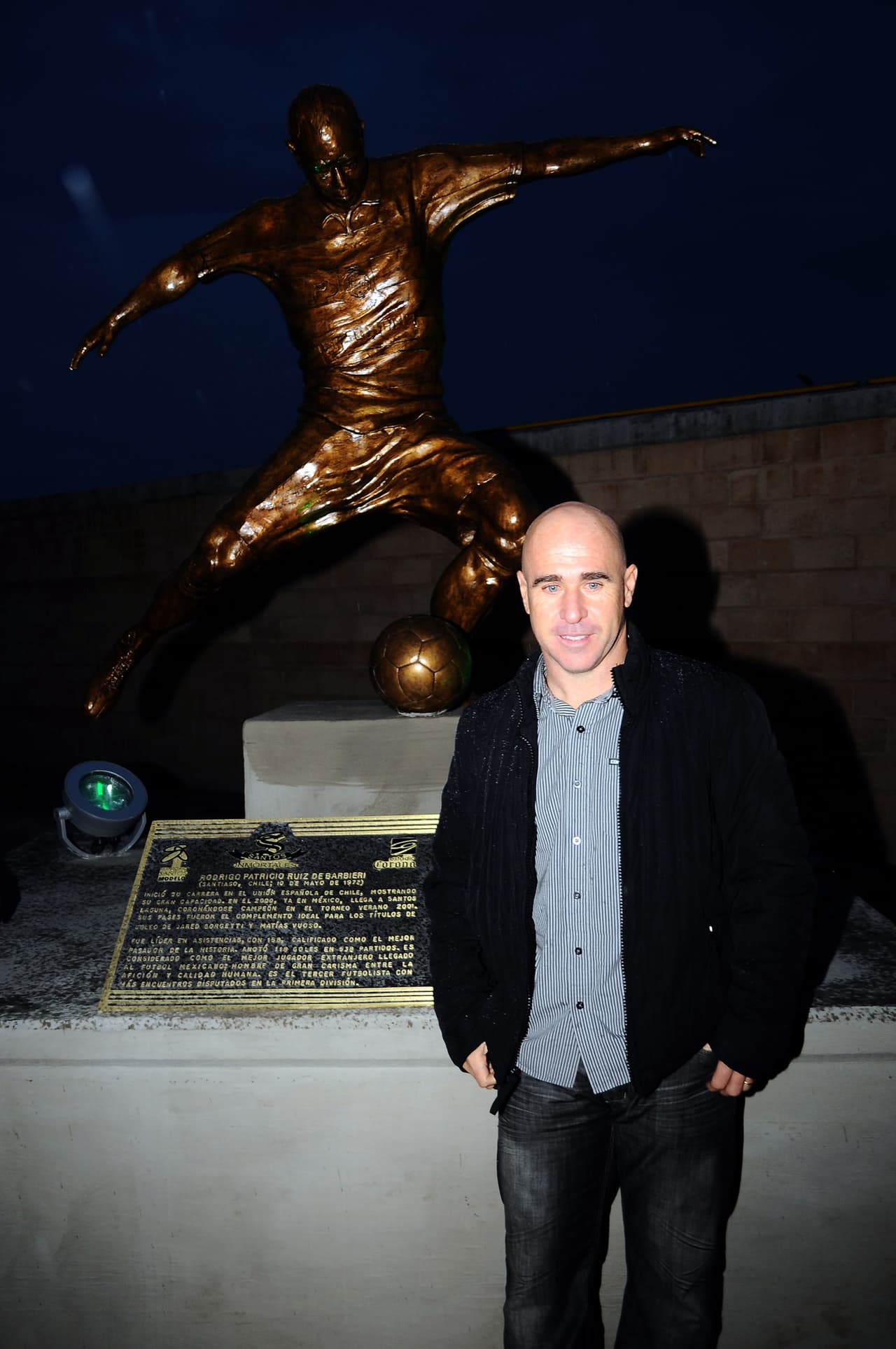 Rodrigo 'Pony' Ruiz, ex-futbolista chileno y naturalizado mexicano. Ha sido considerado uno de los mejores extranjeros en la liga mexicana.