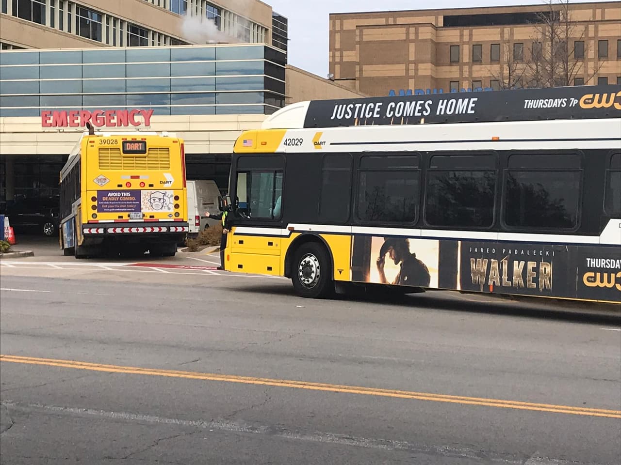 DART dijo que proporcionará 7 autobuses con personal para el evento de vacunación. 
<br>