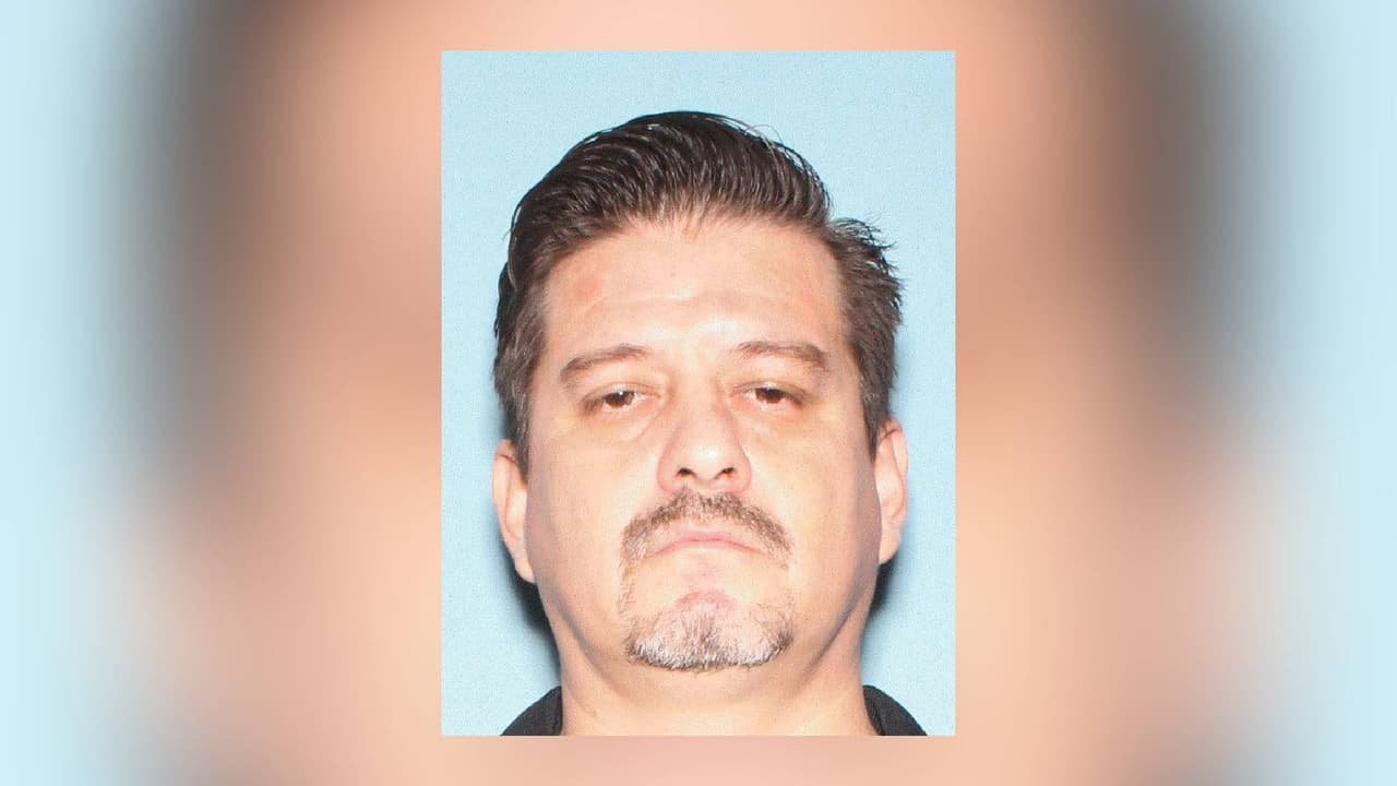 Ernesto Luna acabó con la vida de otro hombre y ahora ofrecen recompensa por su captura