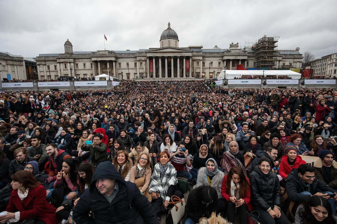 Preliminarmente las autoridades londinenses estimaron en 10,000 los asistentes este domingo al estreno del filme 'The Salesman', nominado al Oscar como Mejor película extranjera.