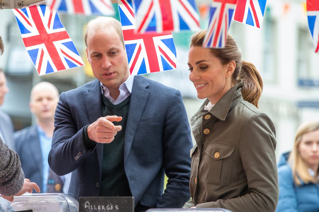 Este compromiso real le dará la oportunidad al príncipe William y a Kate de conocer a una variedad de personas de Pakistán, incluidos miembros de la caridad, líderes comunitarios y niños pequeños.