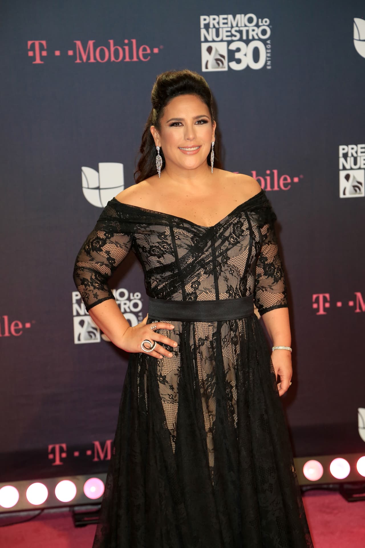 A pesar de tener éxito como actriz, fuera de los foros de grabación y detrás de los escenarios, la vida no era sencilla para Angélica Vale, quien no se quería como persona.