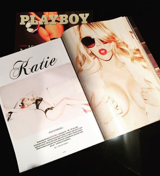 Katie May era playmate, puesto que posó para la revista Playboy antes.