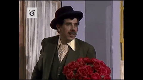 Profesor Jirafales rosas