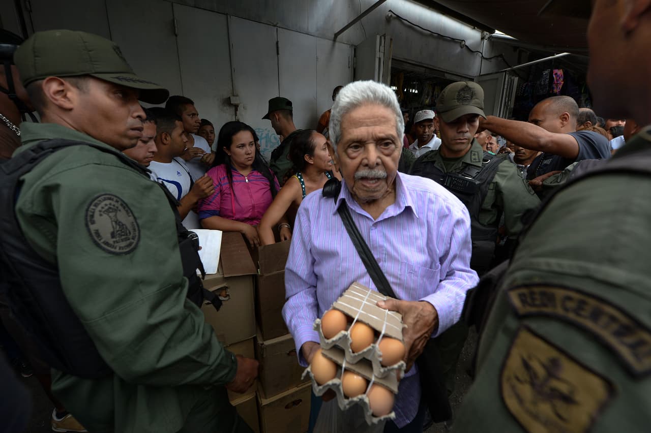 Así funciona el mercado negro de los alimentos en Venezuela