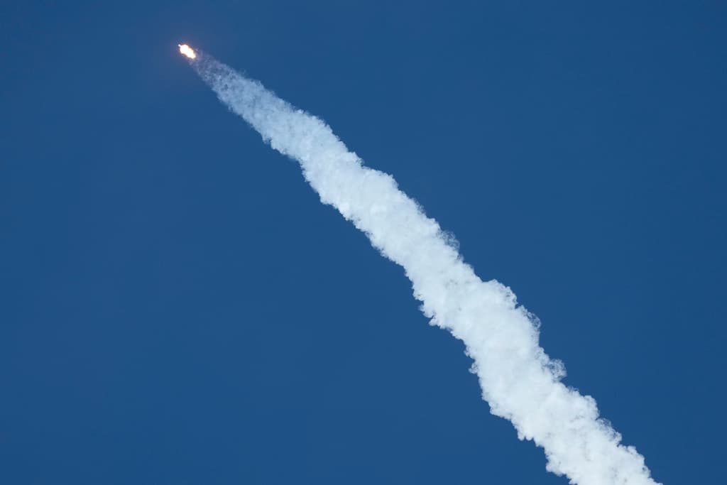 <b>Lanzamiento exitoso desde Florida: </b>La misión Crew-10 despegó con éxito el 7 de marzo desde el Centro Espacial Kennedy, marcando la décima rotación de tripulación bajo la asociación comercial entre NASA y SpaceX.