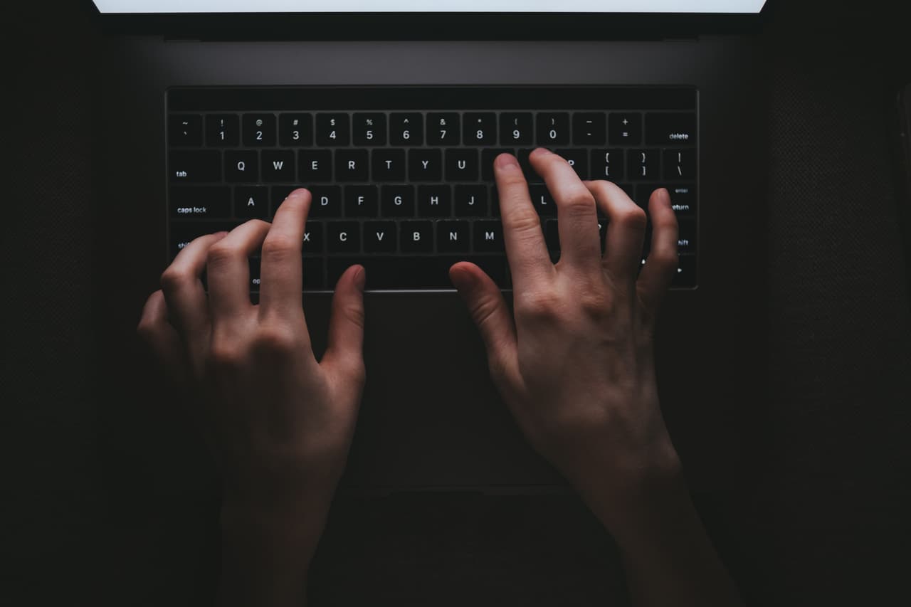 Quiso matar a su exmarido contratando a un sicario en Internet: ahora podría pasar 9 años en prisión