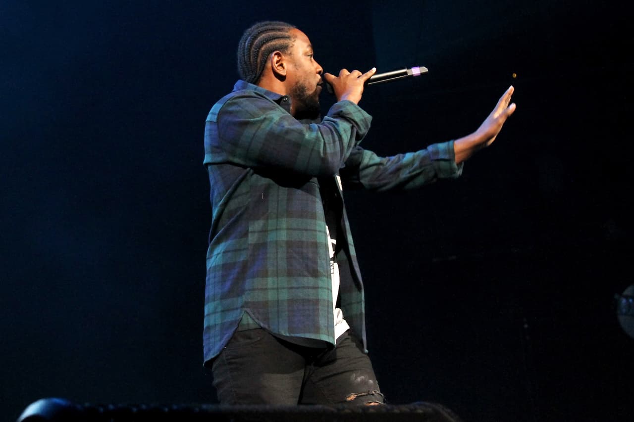 Además este chico llega con 11 nominaciones al GRAMMY entre las que cuenta Álbum del Año y Mejor Canción Rap del Año.