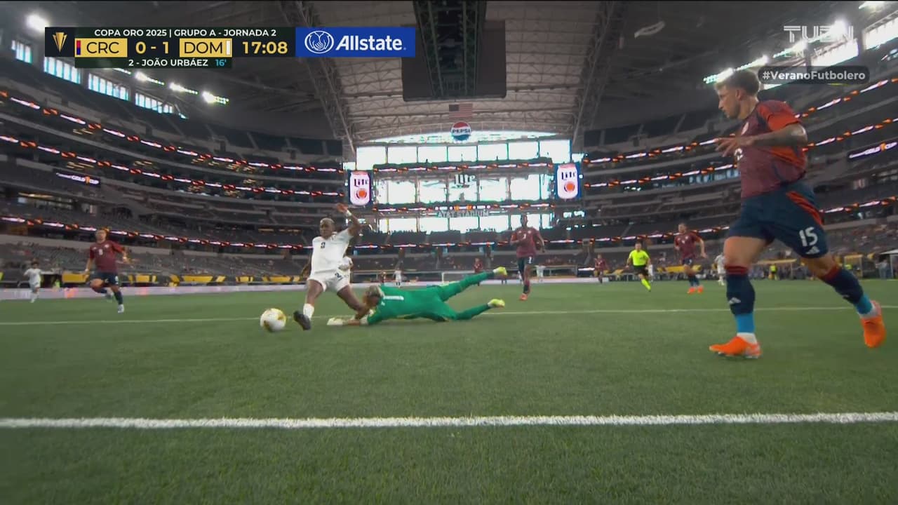 ¡República Dominicana sorprende! Gool de Joao Urbáez