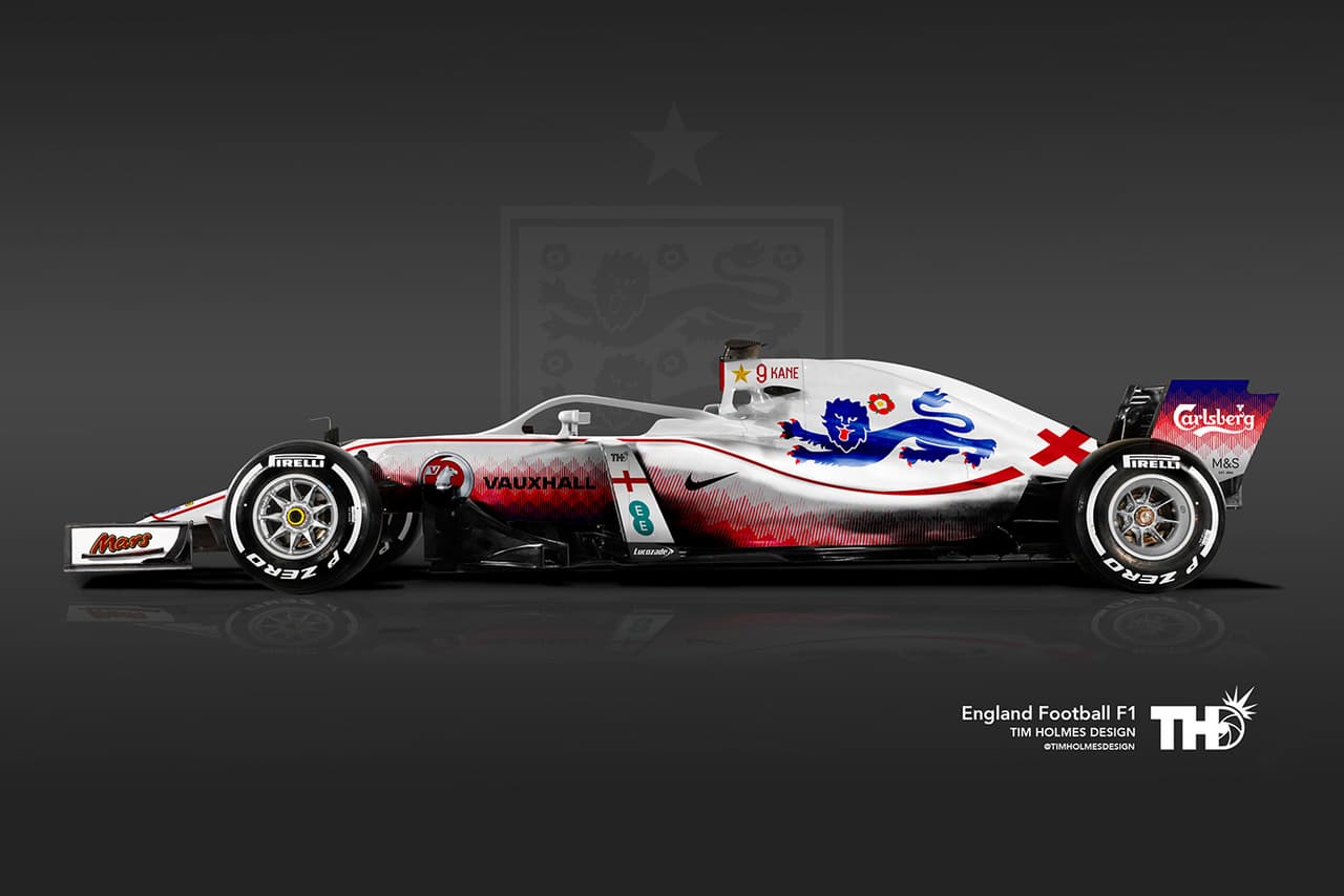 <b>Inglaterra</b>
<br>Un diseño poco sobrio es el que Tom Holmes mostró para esta selección, quizá porque es el equipo de su país y quiso hacerlo llamativo. Adopta uno de los leones del escudo de armas de Inglaterra introducido por el rey Ricardo I ‘corazón de león’, y que es usado en el uniforme del equipo de fútbol.
<br>Jugador: N° 9 Kevin Kane (delantero)