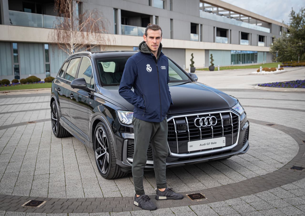 Otro que quedó encantado con el color Negro Orca fue 
<b>Gareth Bale</b>, quien en esta temporada conducirá una Audi Q7 50 TDI.
