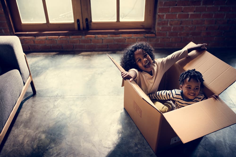 <b>SAGITARIO</b>
<br>Ellos quieren desde pequeños un compañero leal que los acompañe en sus aventuras y siempre querrán estar jugando, explorando, conociendo nuevas cosas en este peculiar mundo. Será una relación sana y divertida - siempre y cuando el hermano entre al juego.