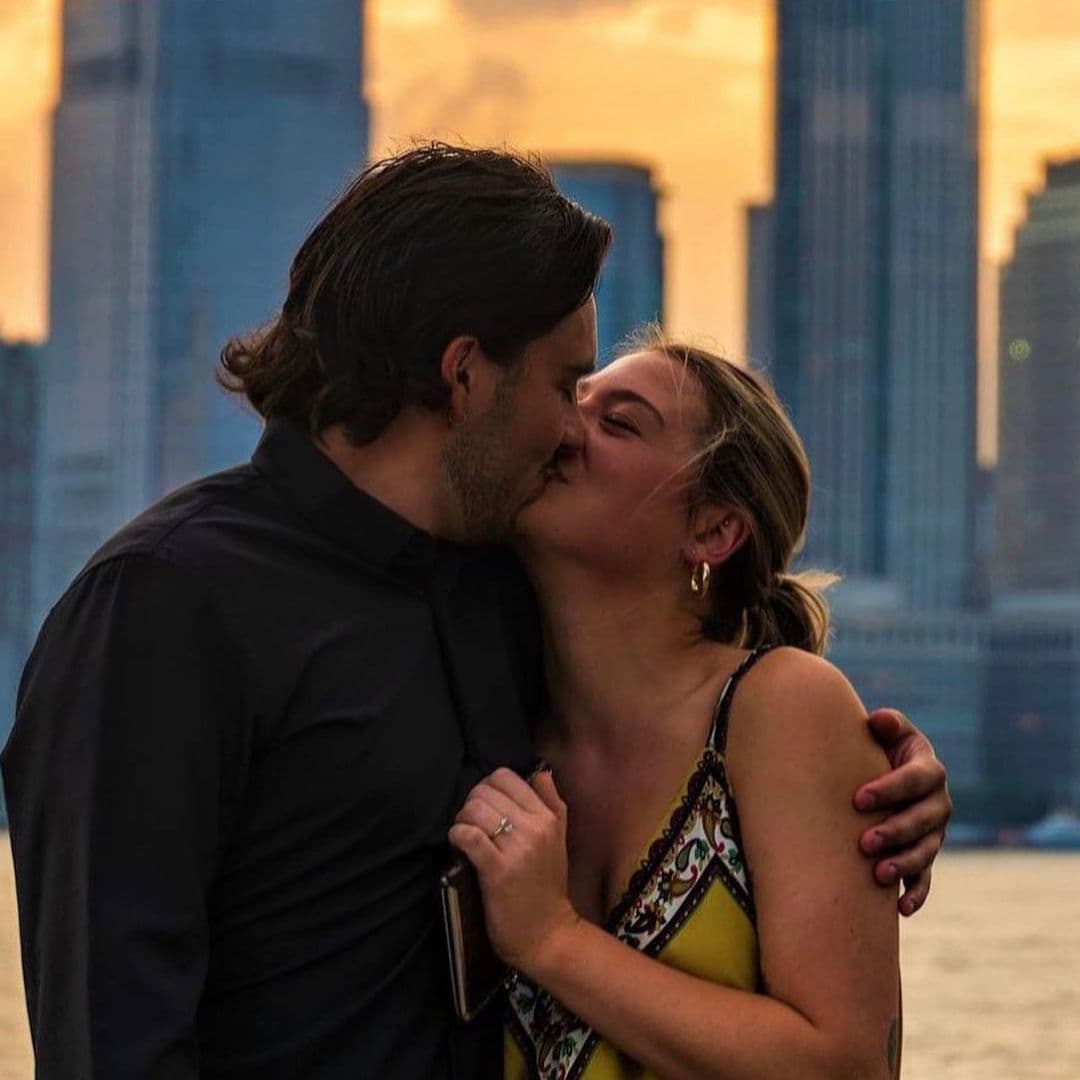 <b>"Se me casa el nene"</b>, se lee al inicio. "Como papá nada me hace más feliz que ver a mis hijos realizados y felices. Orgulloso de este gran paso que estás tomando hijo mío".
<br>