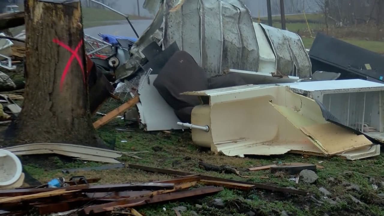 <b>En video.</b> La crisis climática y los desastres naturales. Los tornados recientes en EEUU también dejaron historias devastadoras.