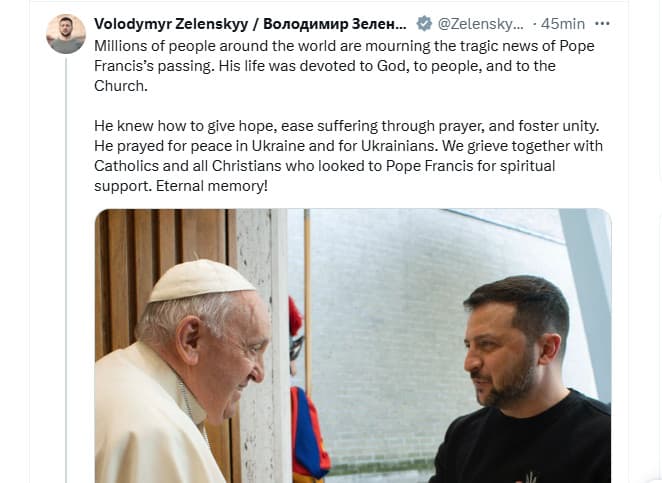 Captura de pantalla del tuit del presidente ucraniano Volodymyr Zelensky este lunes, tras conocer del fallecimiento del papa Francisco.