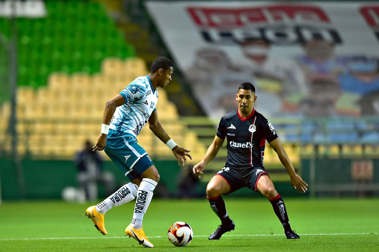 Con doblete de Victor Dávila y gol de Jean Meneses, León se impone 3-1 al Atlético San Luis y suman tres unidades.