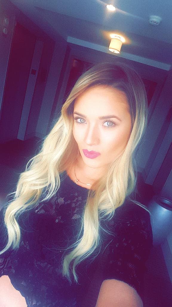 Kimberly asegura que su mayor virtud es el ser muy generosa, pero su defecto más grande es ser perfeccionista, ya que eso dice que en exceso es muy malo.