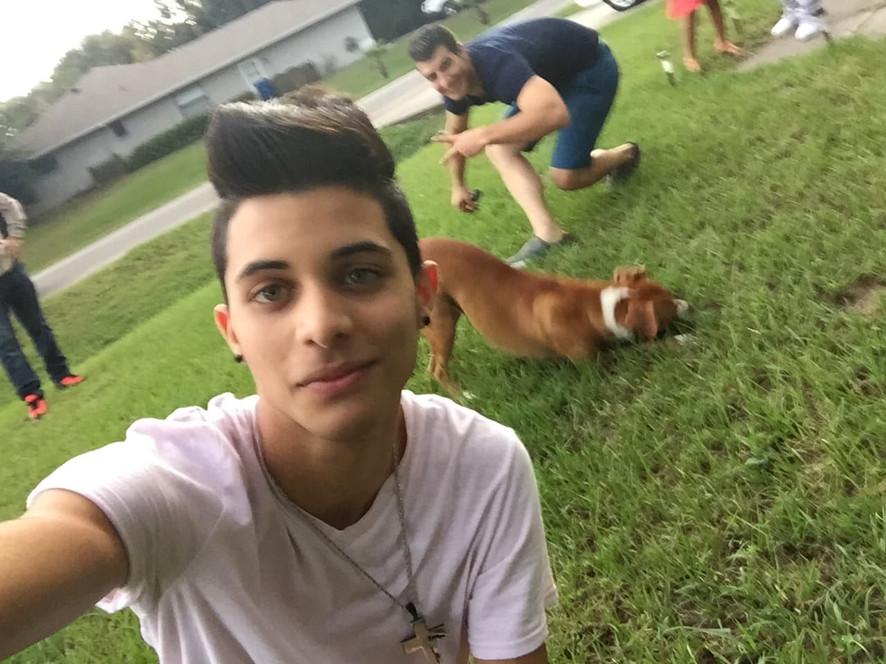 El cubano es un amante de los animales y no lo esconde. Sus dos grandes amores son Kiara y Nena. ¿Quién no se enamora de estas dos bellezas?