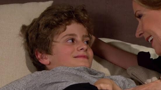 Además, hizo algunas participaciones especiales en dos telenovelas: Amores Verdaderos y La Gata.