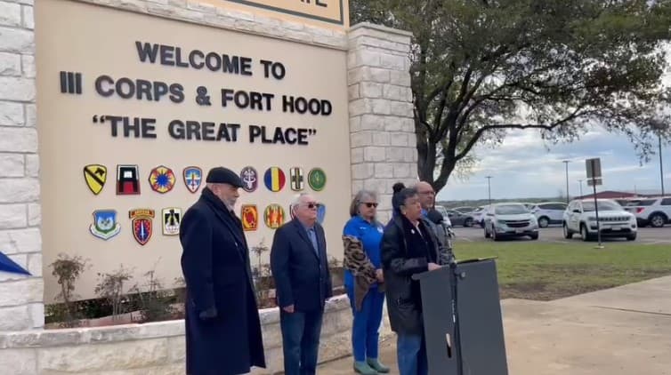 LULAC desde la base militar Fort Hood, en Texas. (viernes, 17 de marzo)