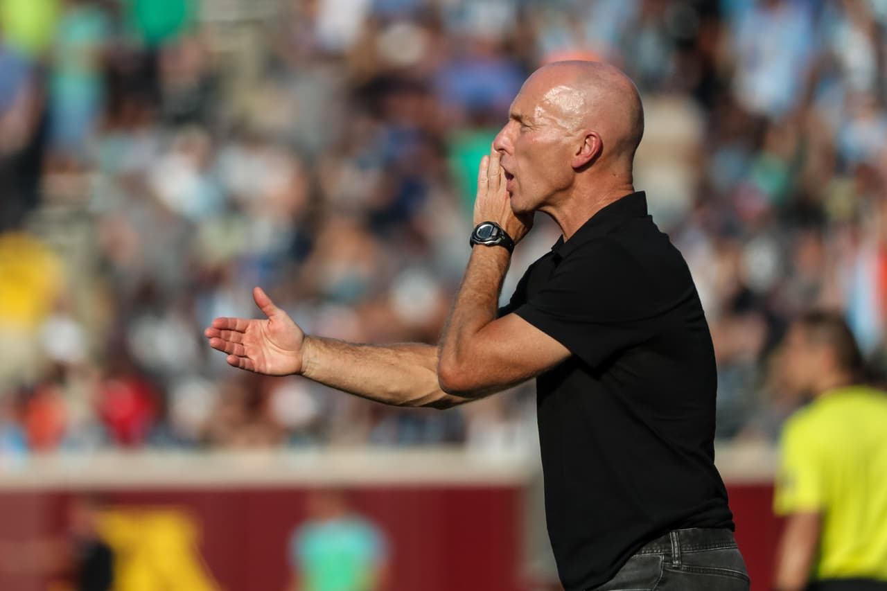 Jul 22, 2018; Minneapolis, MN, USA; Los Angeles FC head coach Bob Bradley during a match between Los Angeles FC and Minnesota United at TCF Bank Stadium. Mandatory Credit: Brace Hemmelgarn-USA TODAY Sports