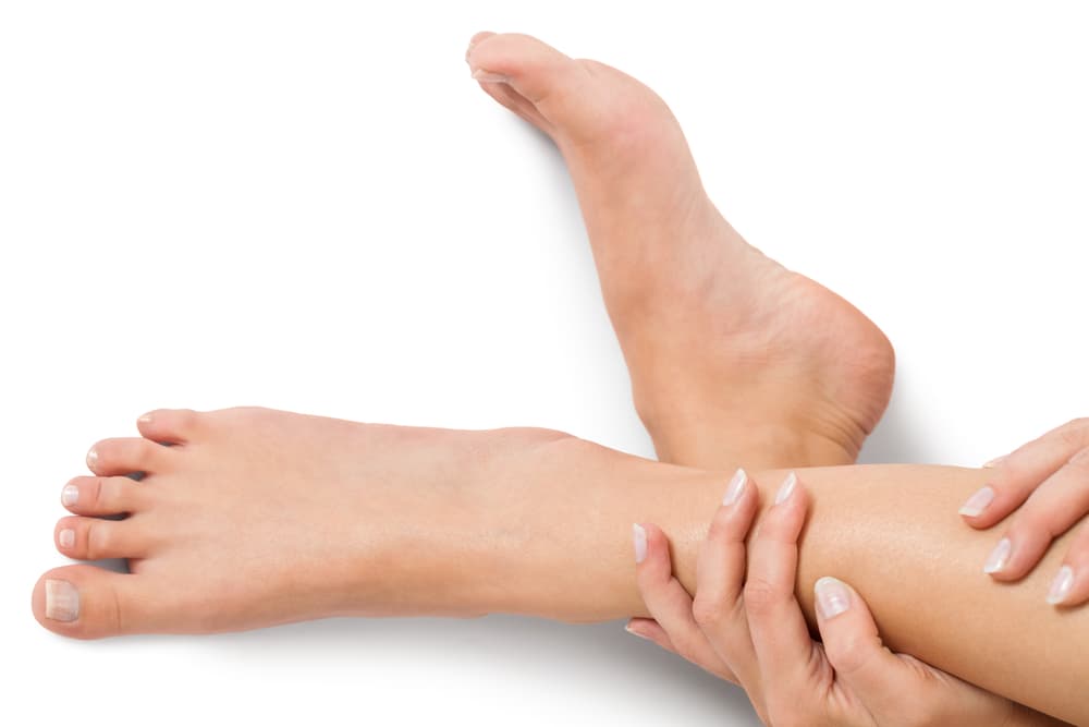 También a un Piscis le encantan los pies... Su fetiche no sólo va por un simple masajito, sino les encanta ver pies vendados o de bailarinas.