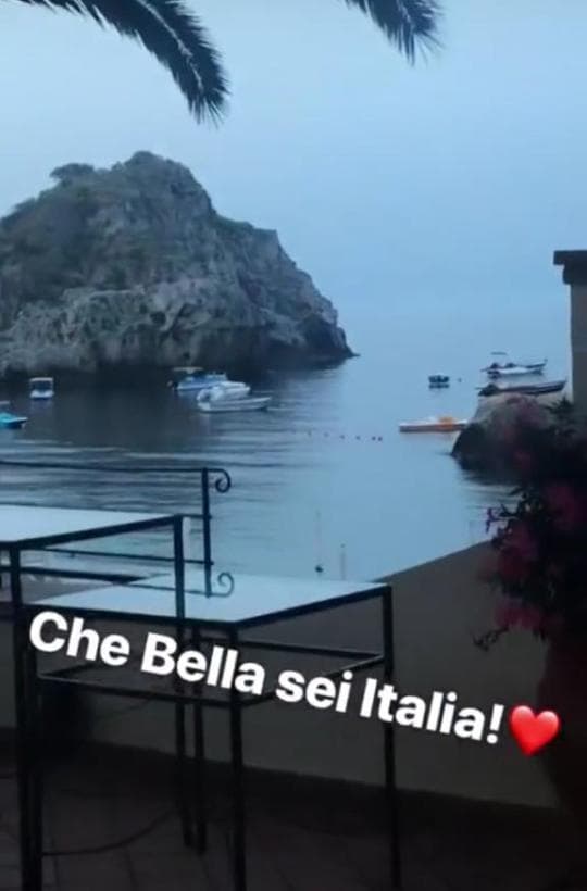 Este lindo paisaje quedó frente a sus ojos cuando amaneció en territorio europeo.