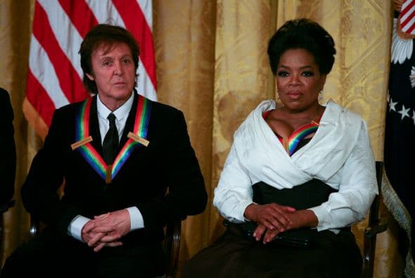 En diciembre de 2010 recibió otro honor de Obama, junto a Paul McCartney en una gala del Kennedy Center.