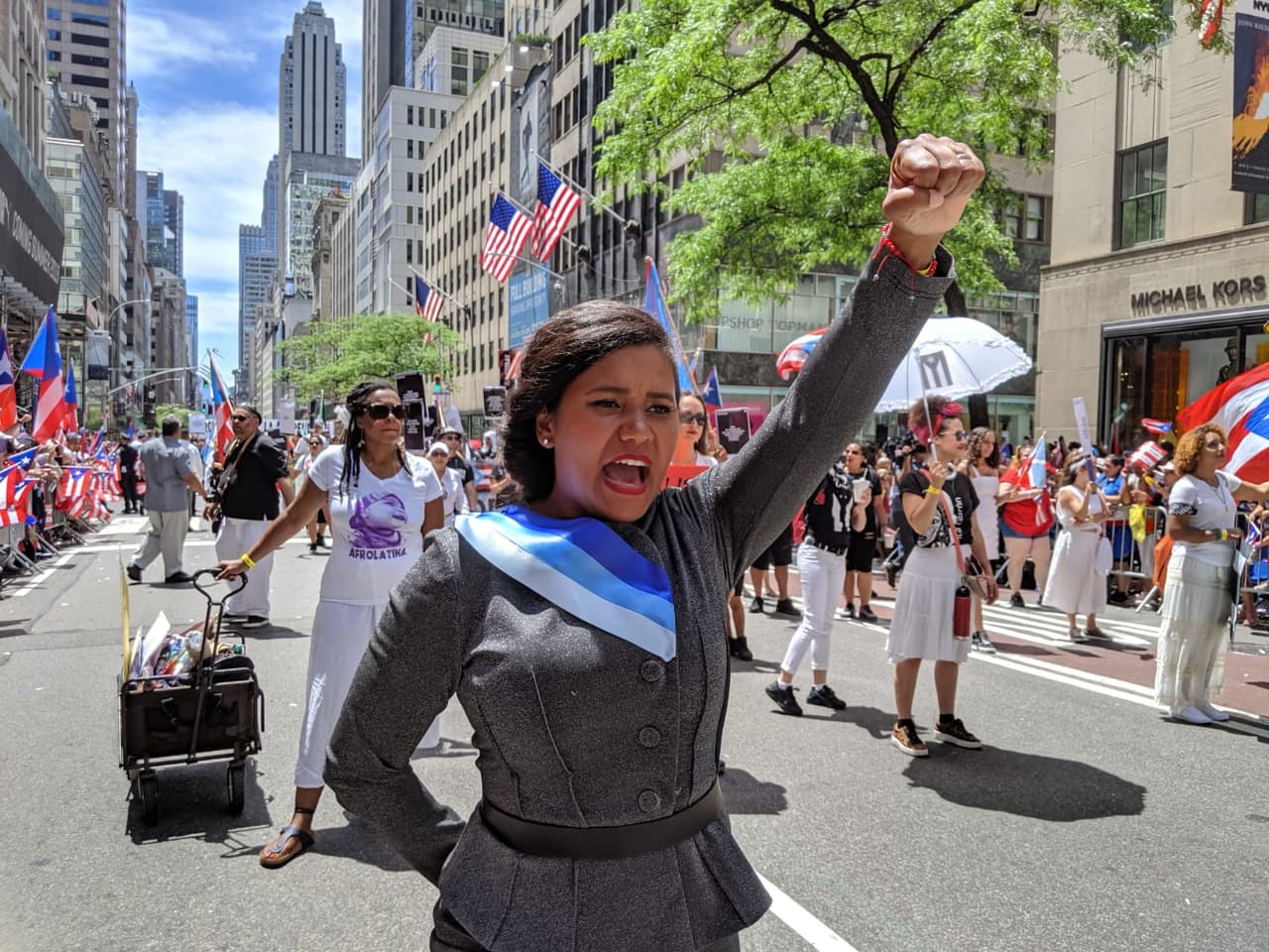 Este grupo de mujeres se hacen llamar 'Lolitas' en nombre de la nacionalista puertorriqueña Lolita Lebrón.