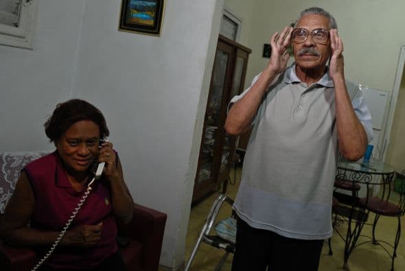 También para Laura Pollán, líder de las Damas de Blanco, parece que la liberación de Ramos comienza a "deshacer el nudo" que pesaba sobre los presos que se niegan al exilio, entre ellos su marido Héctor Maseda.