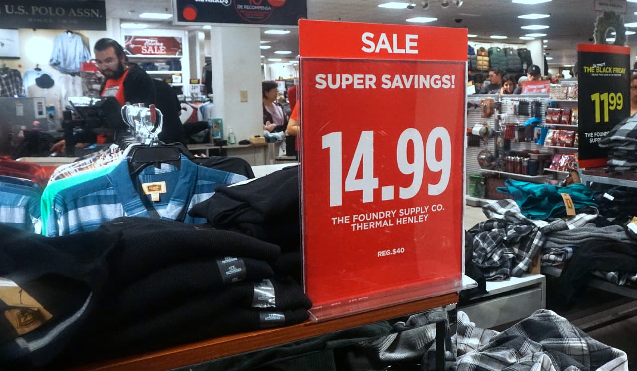 En Carolina del Sur cerrarán las tiendas ubicadas en:
<br>📍
<b>Anderson Mall </b>(3187 N Main St, Anderson)
<br>📍
<b>Cross Creek Mall </b>(328 Robert Smalls Pkwy, Beaufort)
<br>📍
<b>Magnolia Mall </b>(2701 David H Mcleod Blvd, Florence)
<br>📍
<b>Myrtle Beach Mall </b>(10177 N Kings Hwy, Myrtle Beach)
<br>📍
<b>Prince of Orange Mall </b>(2390 Chestnut St, Orangeburg)
<br>📍
<b>Rock Hill Galleria </b>(2321 Dave Lyle Blvd, Rock Hill)